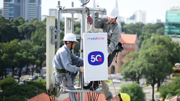 Trạm phát sóng 5G mobiofne